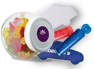 Plastové krabičky a skleněné dózy